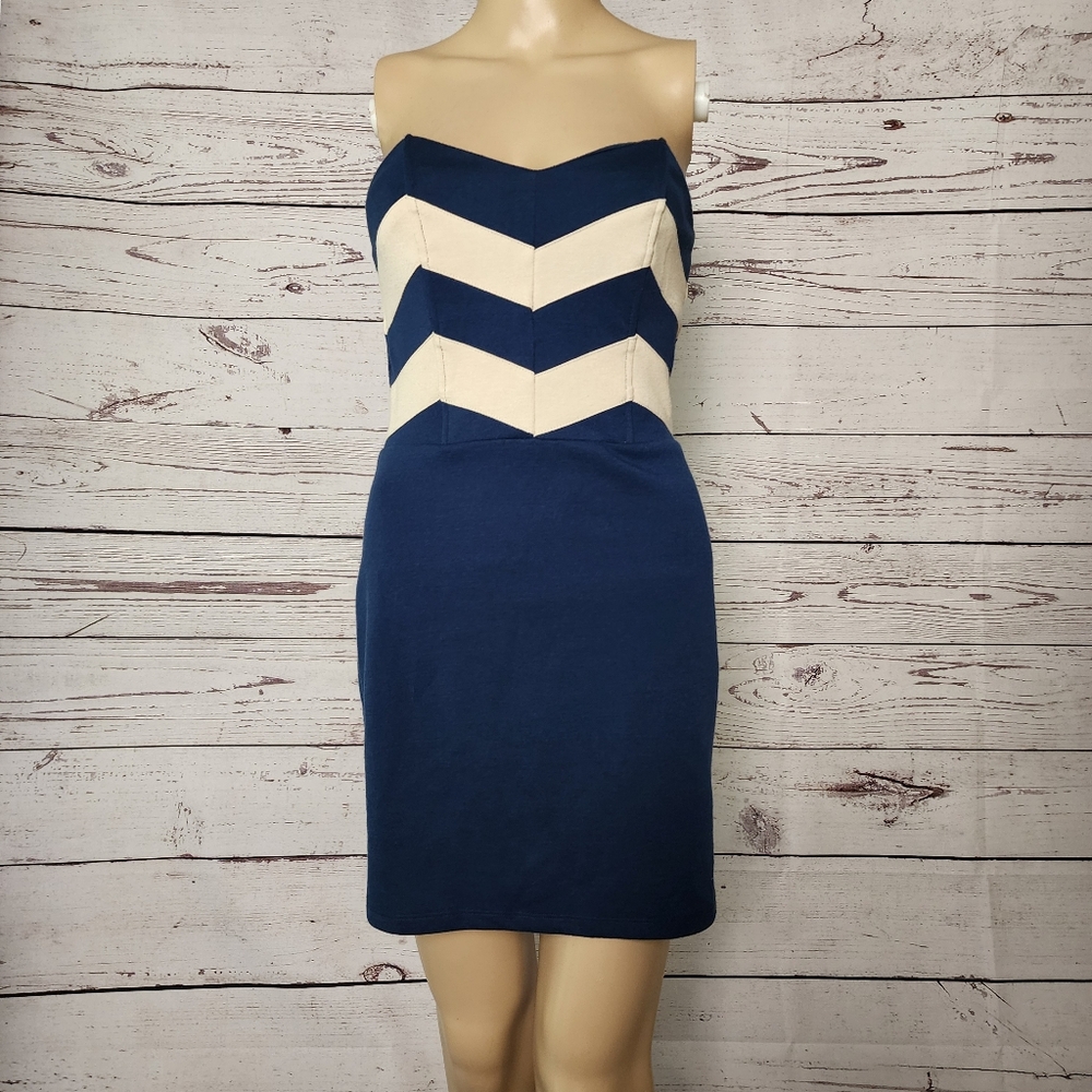 Lucca Couture Navy & Cream Chevron Strapless Dress - Medium -Gold Exposed Zipper